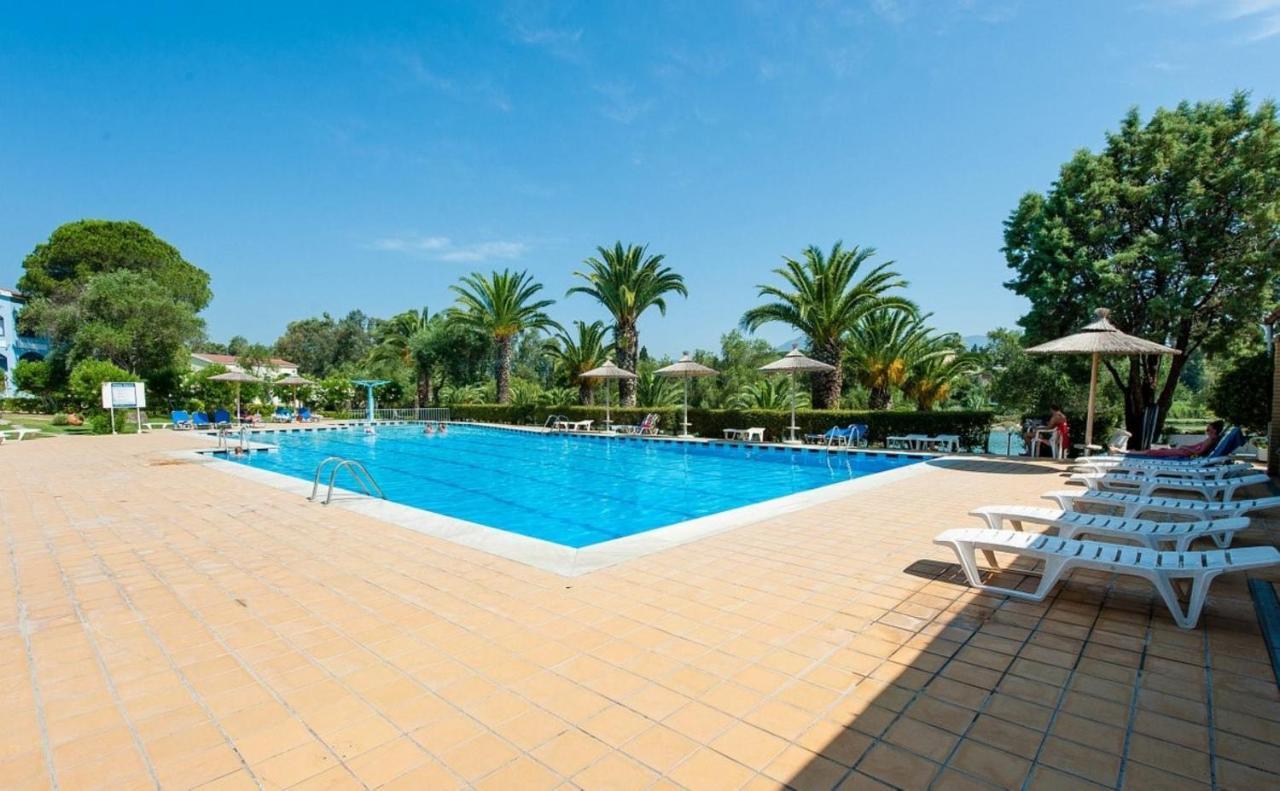 Govino Bay Luxury Beach Loft Apartment Δανίλια Εξωτερικό φωτογραφία