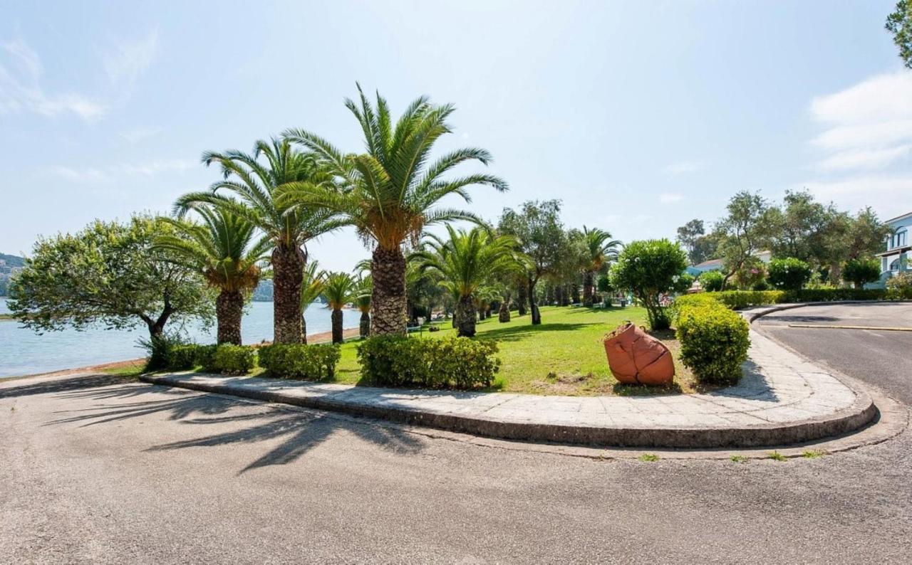 Govino Bay Luxury Beach Loft Apartment Δανίλια Εξωτερικό φωτογραφία