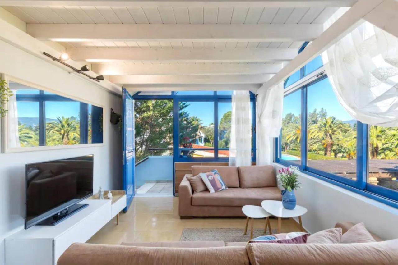 Govino Bay Luxury Beach Loft Apartment Δανίλια Εξωτερικό φωτογραφία