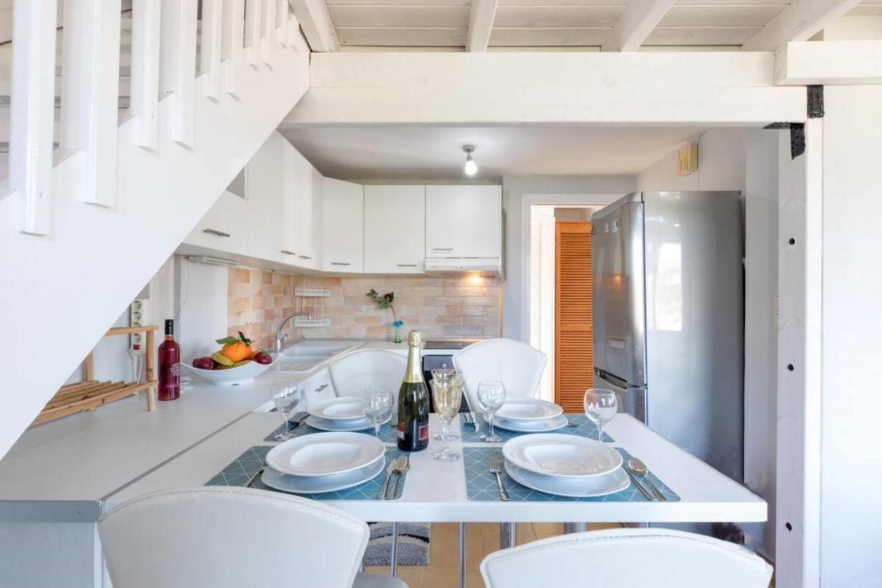 Govino Bay Luxury Beach Loft Apartment Δανίλια Εξωτερικό φωτογραφία
